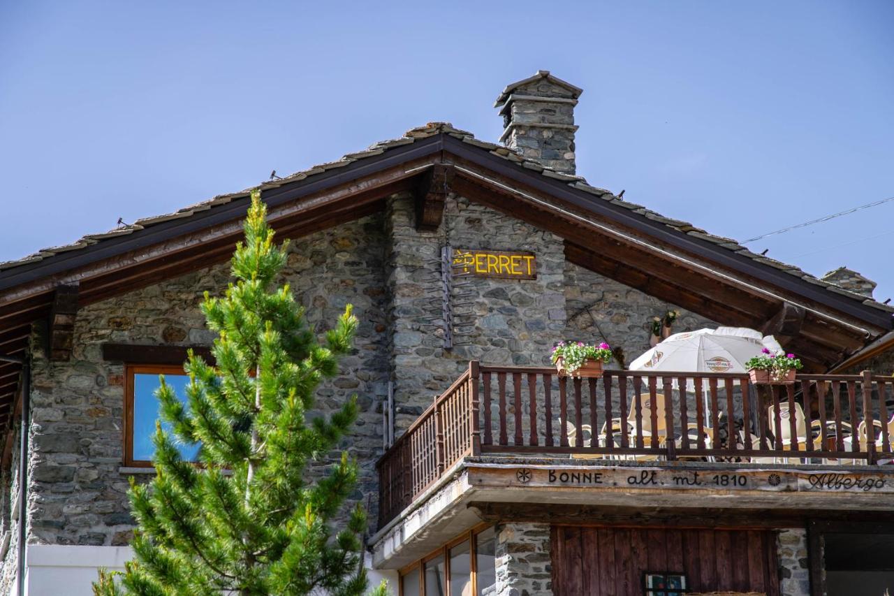 Hotel & Restaurant Perret - Mountain People 瓦尔格里森凯 外观 照片